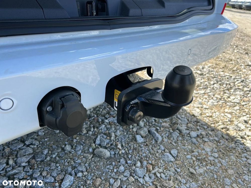 Volkswagen Caravelle 2.0 TDI L2 Edition - 38