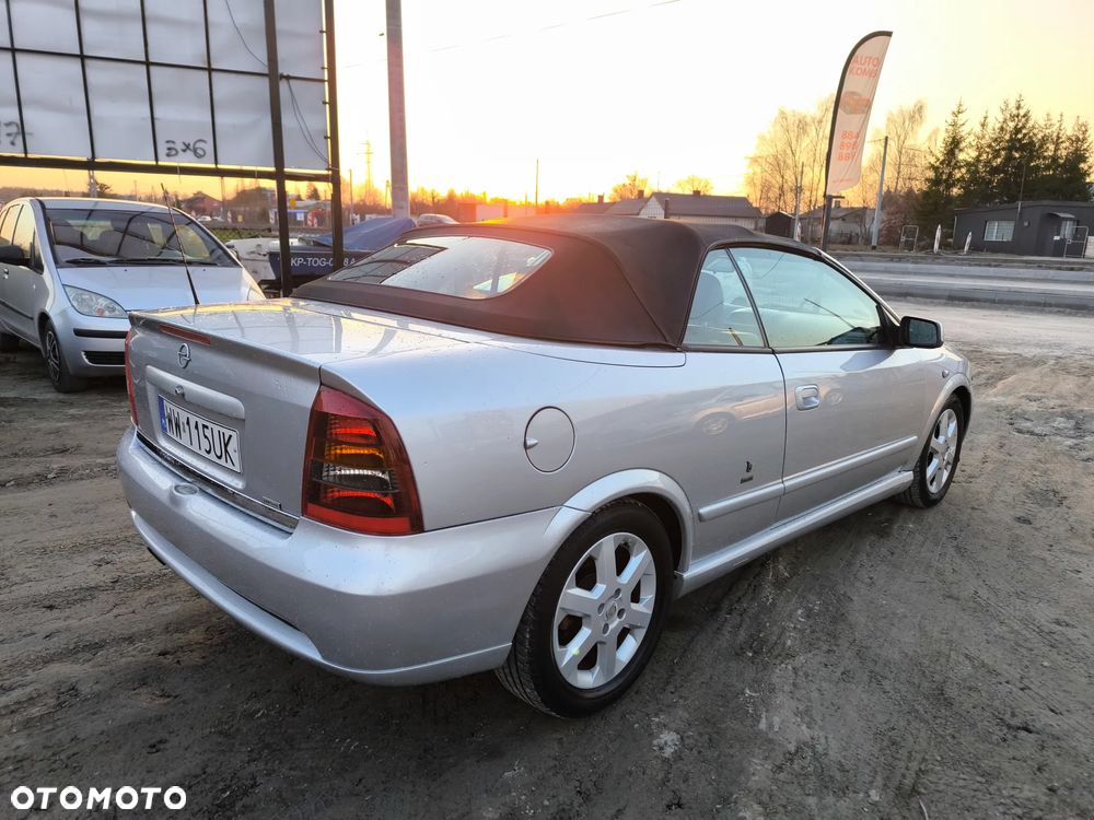 Opel Astra - 11