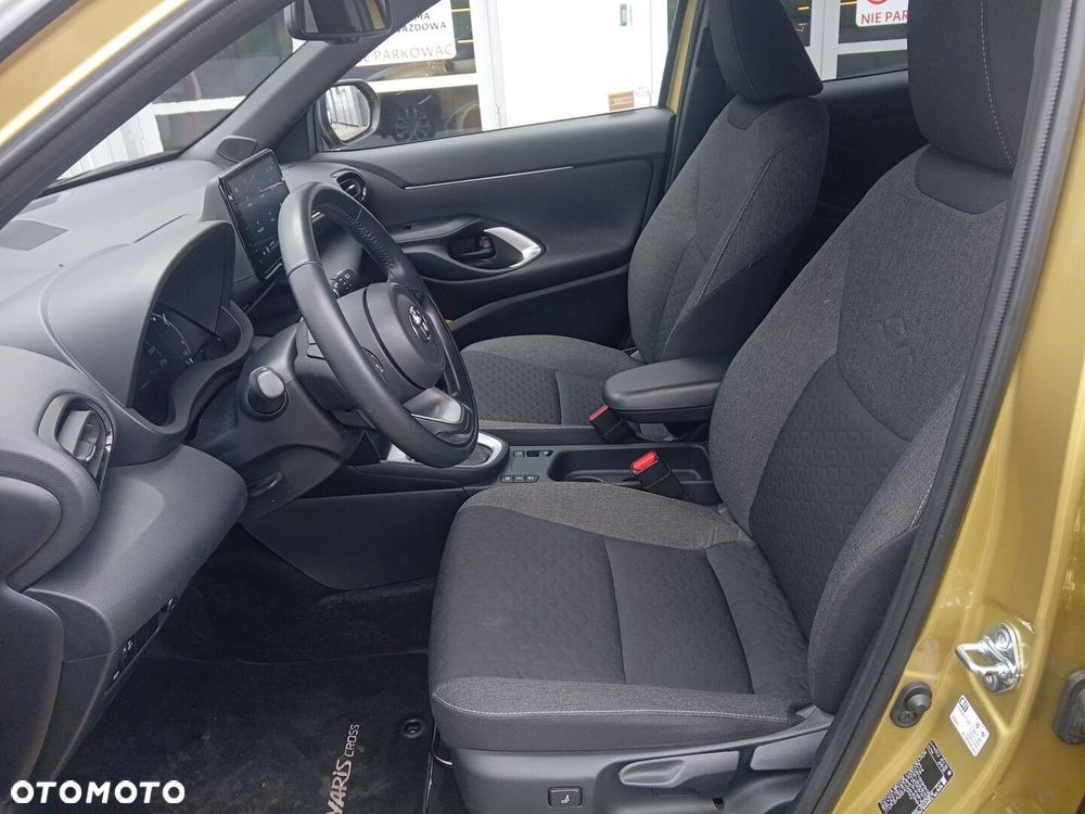 Toyota Yaris Cross - 14