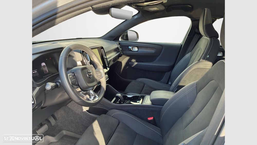 Volvo EC40 82 kWh Single Motor Extended Range Plus - 10