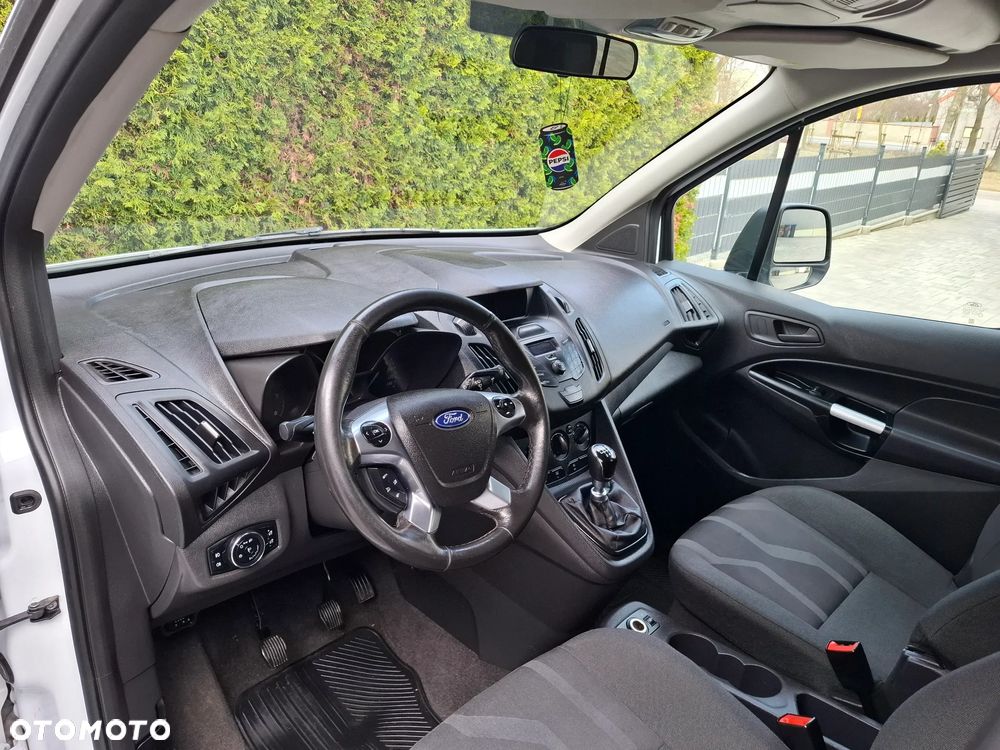 Ford Transit Connect - 11