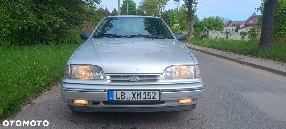 Ford Scorpio 2.0 CL - 2