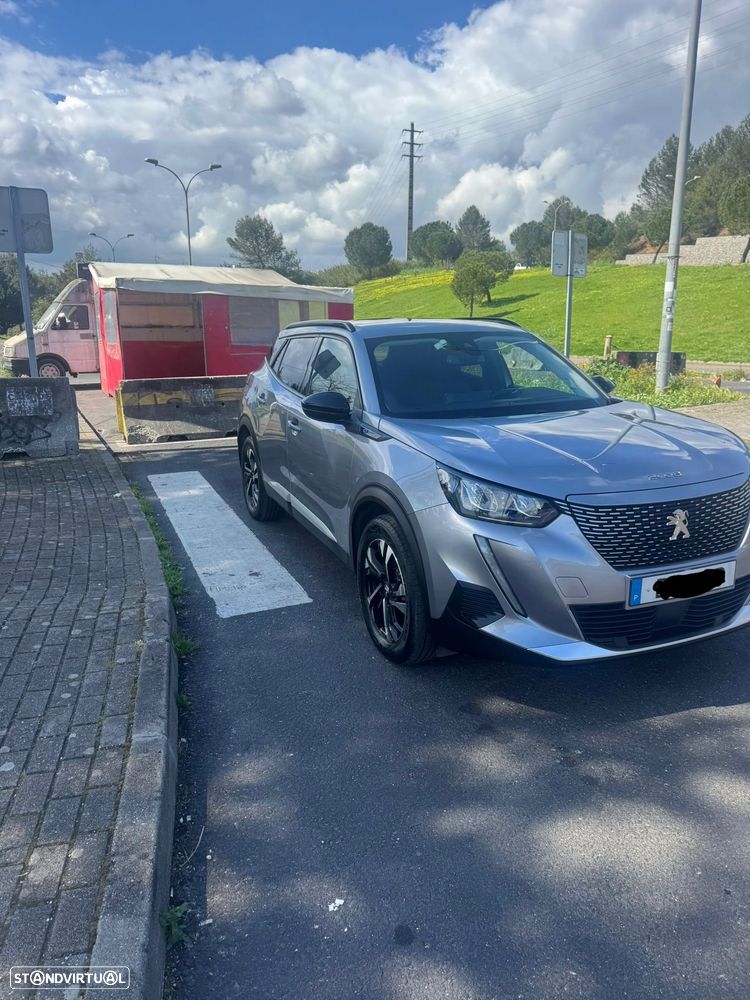 Peugeot e-2008 50 kWh Allure - 1