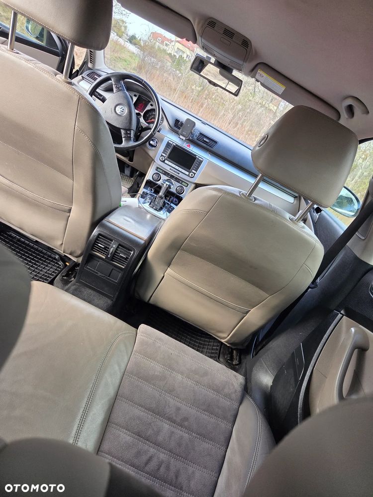 Volkswagen Passat 2.0 TDI DPF Comfortline DSG - 13