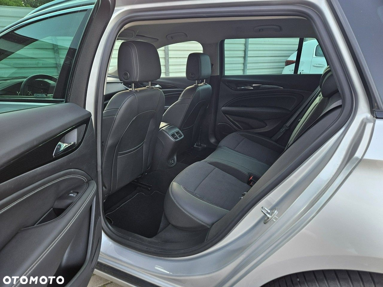 Opel Insignia 2.0 CDTI Sports Tourer Automatik Innovation - 24