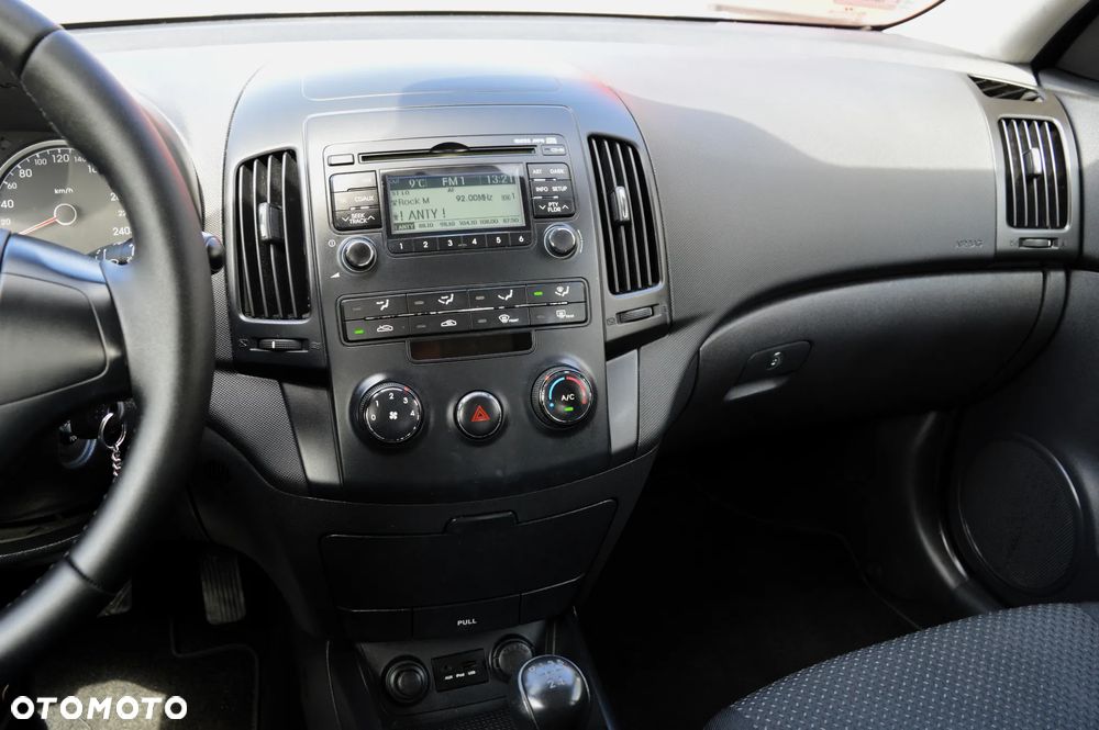 Hyundai i30 1.4 Classic + - 15