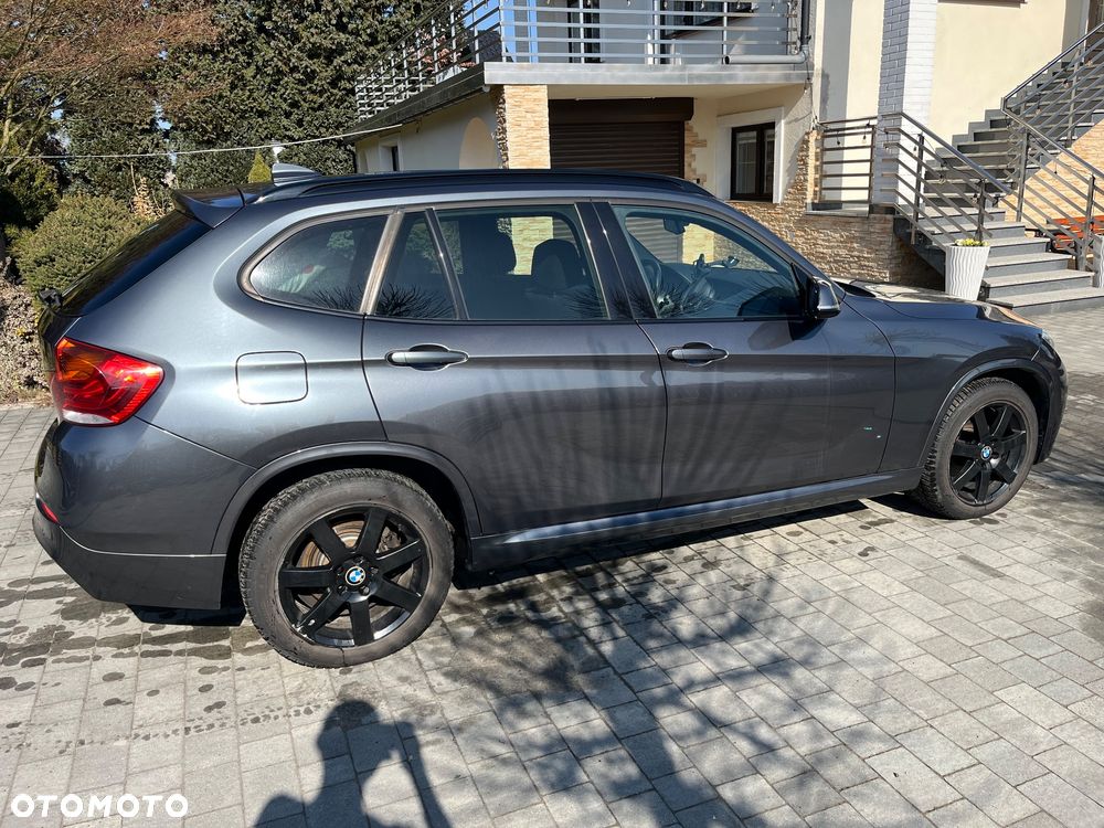 BMW X1 xDrive25d Sport Line - 6