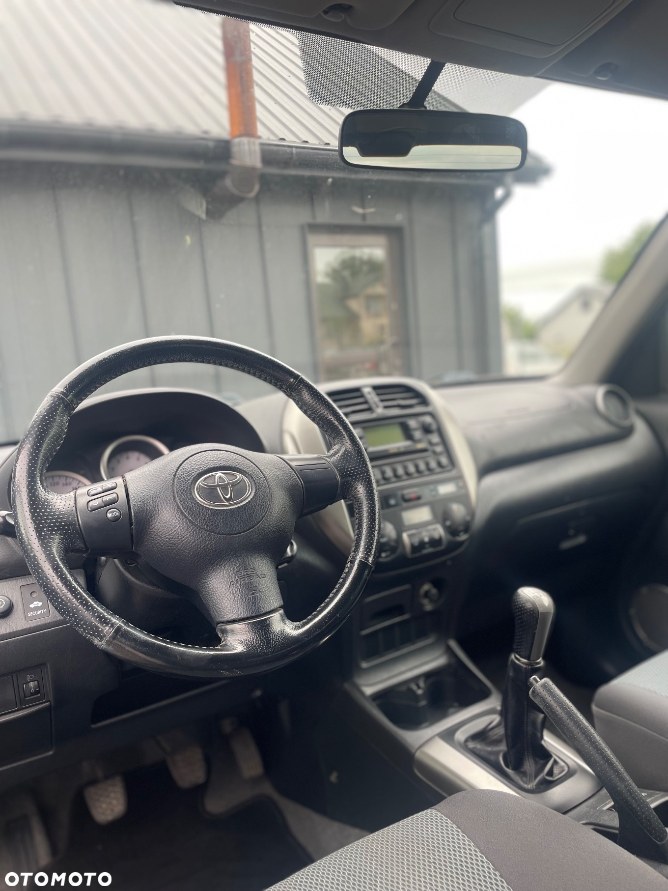 Toyota RAV4 4x4 - 6