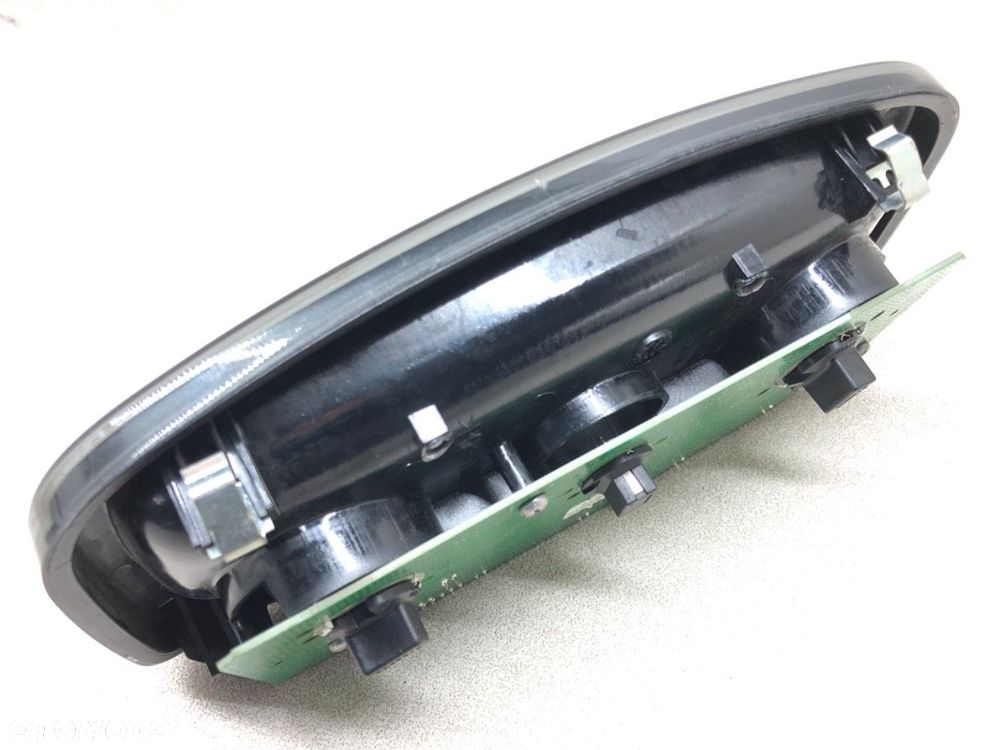 LAMPKA SUFITOWA - 49.00 PLN - MASERATI QUATTROPORTE VI 2012 - 2022 3.0 S Q4 302 kW [411 KM] benzyna - 5