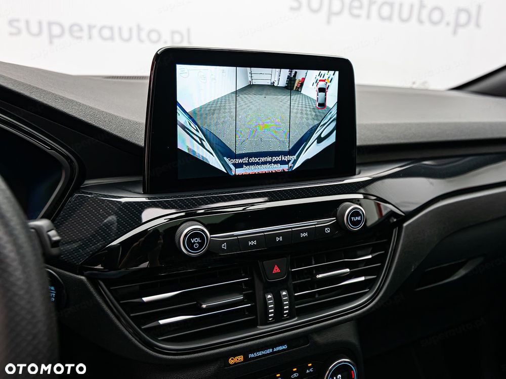 Ford Kuga - 21