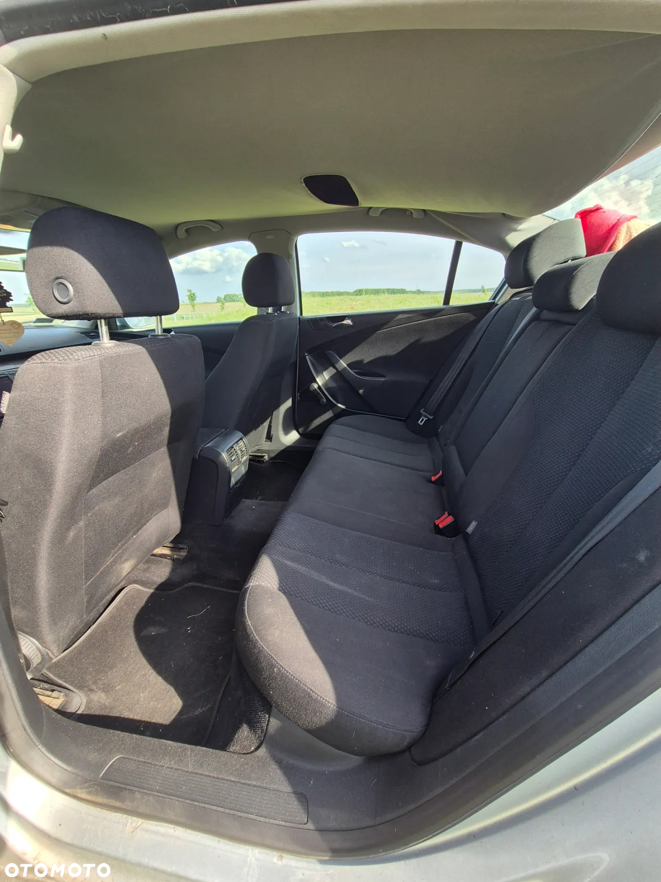 Volkswagen Passat - 10