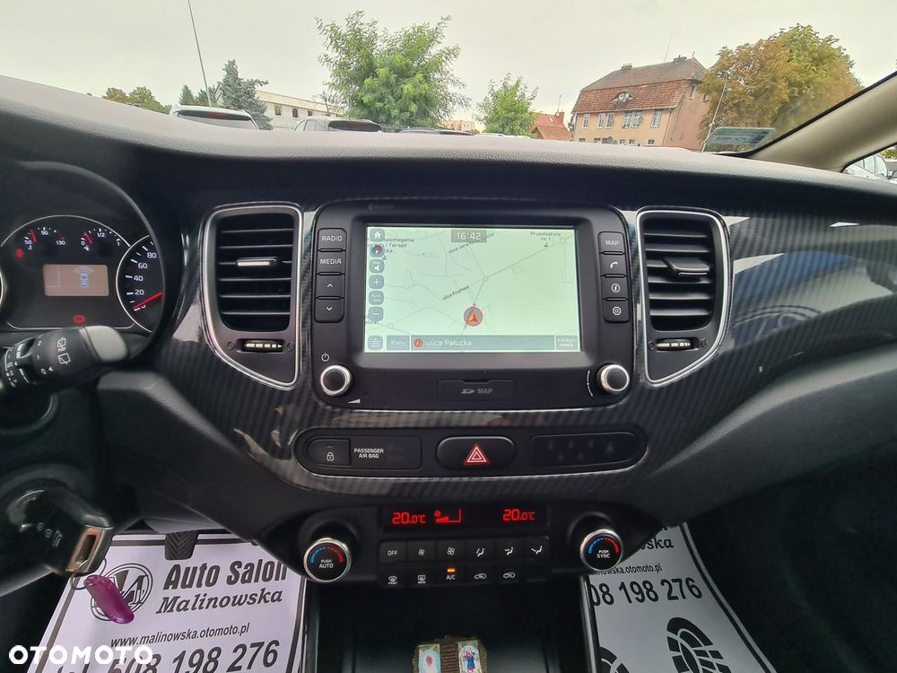 Kia Carens 1.7 CRDi L 7os - 13