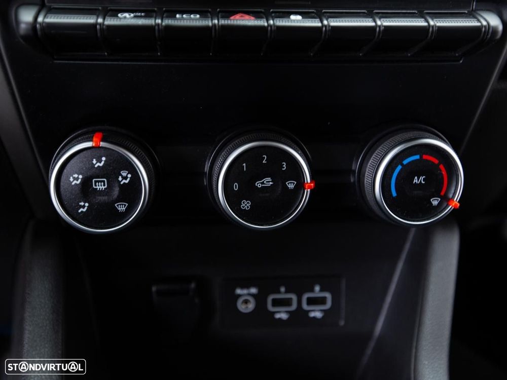Renault Clio - 16