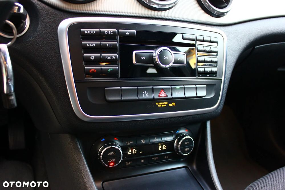 Mercedes-Benz GLA 200 (CDI) d 7G-DCT AMG Line - 29