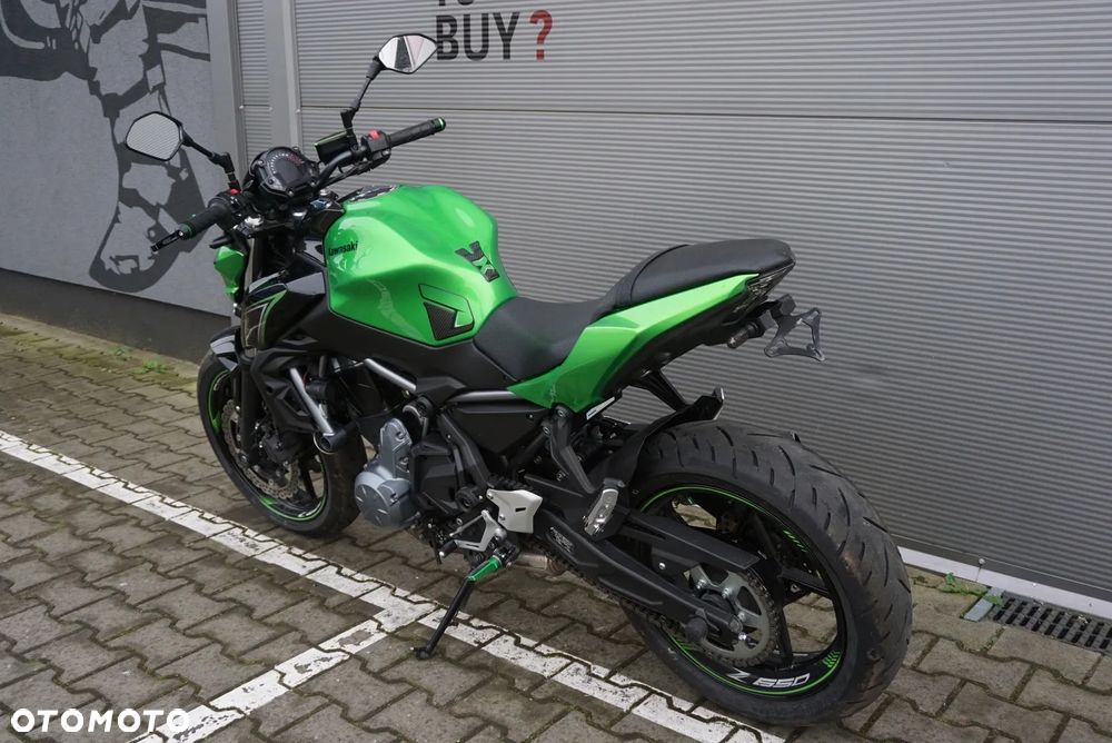 Kawasaki Z 650 - 10