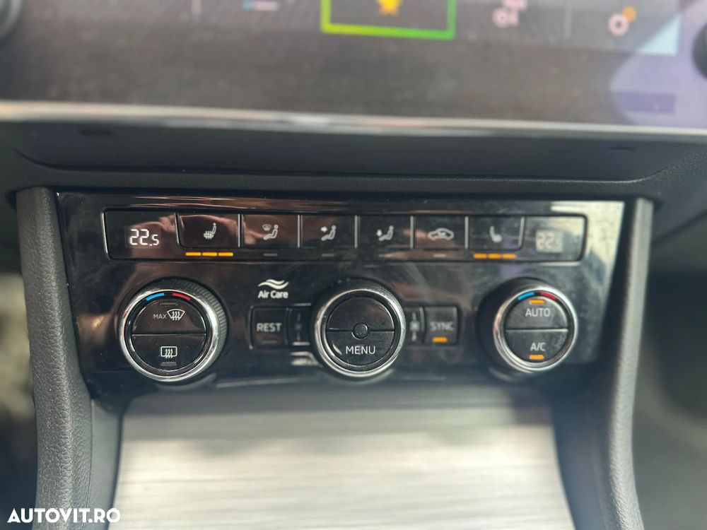 Skoda Superb 2.0 TDI DSG Ambition - 17