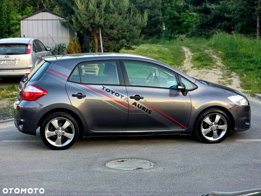 Toyota Auris 1.4 D-4D Active - 10