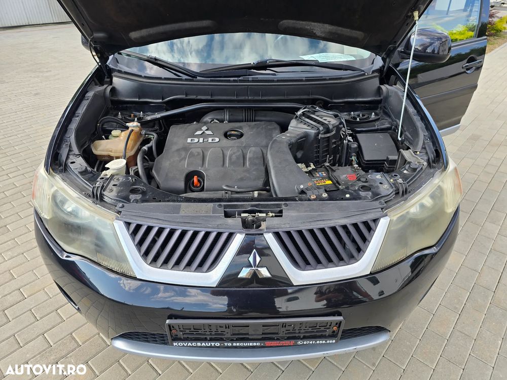 Mitsubishi Outlander 2.0 DI-D 4WD Invite - 5