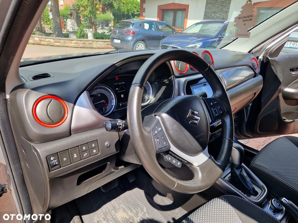 Suzuki Vitara 1.4 Boosterjet Premium 4WD - 18