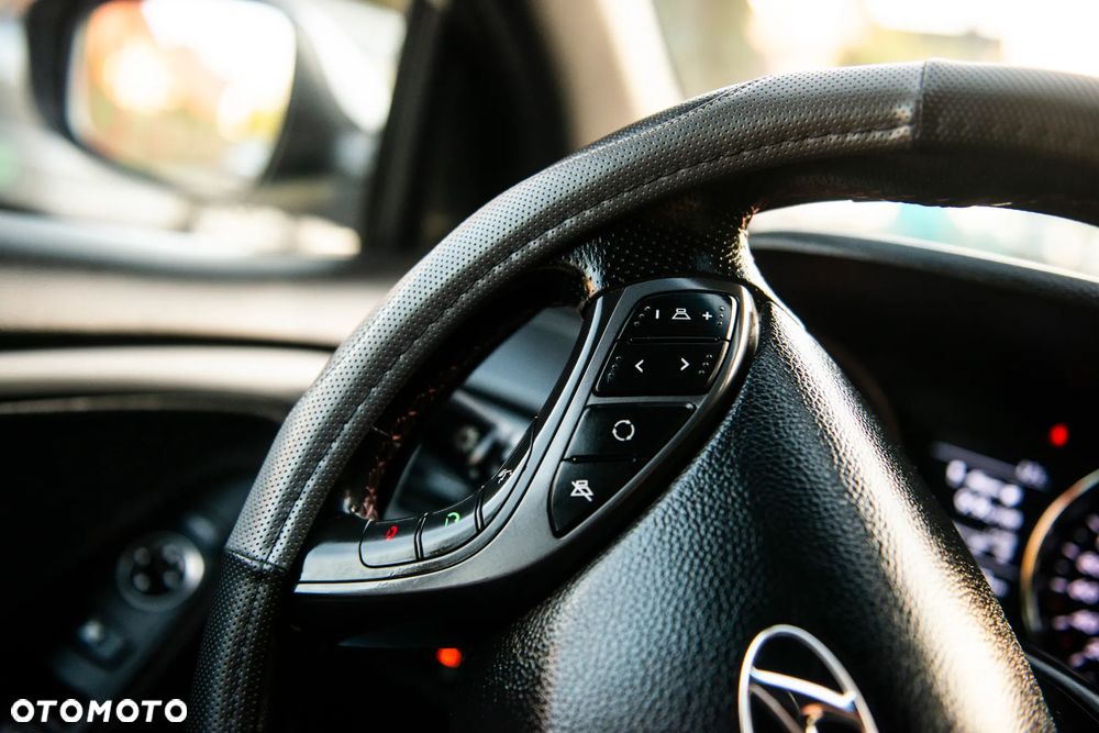 Hyundai i30 1.6 T GDI Turbo - 28