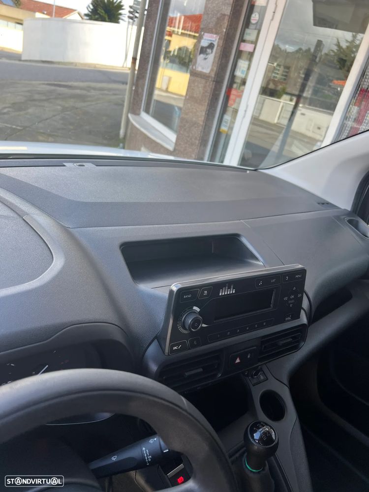 Toyota Proace City - 7