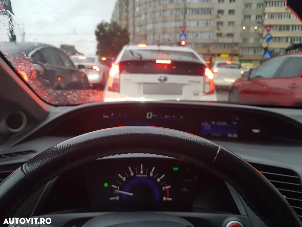Honda Civic 1.8 MT ES - 5