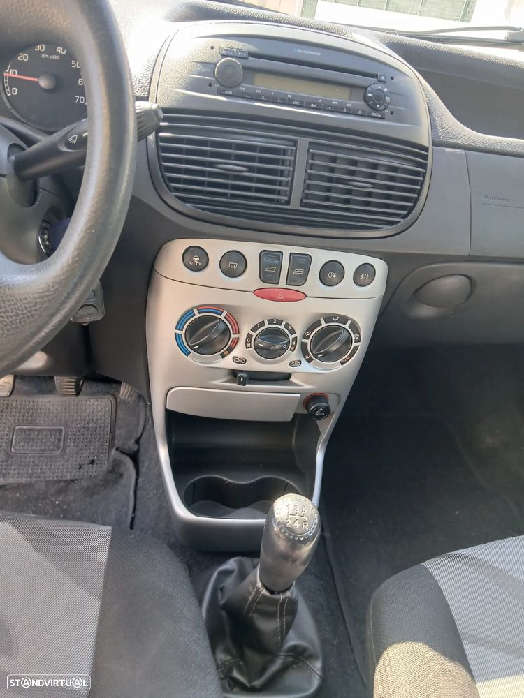 Fiat Punto 70 JTD Multijet Active - 9