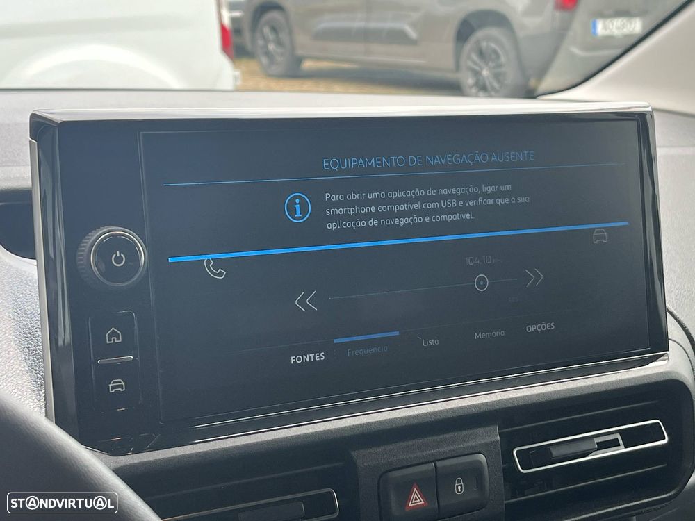 Peugeot Partner Standard 1.5 BlueHDi 130cv EAT8 (caixa automática) - 23