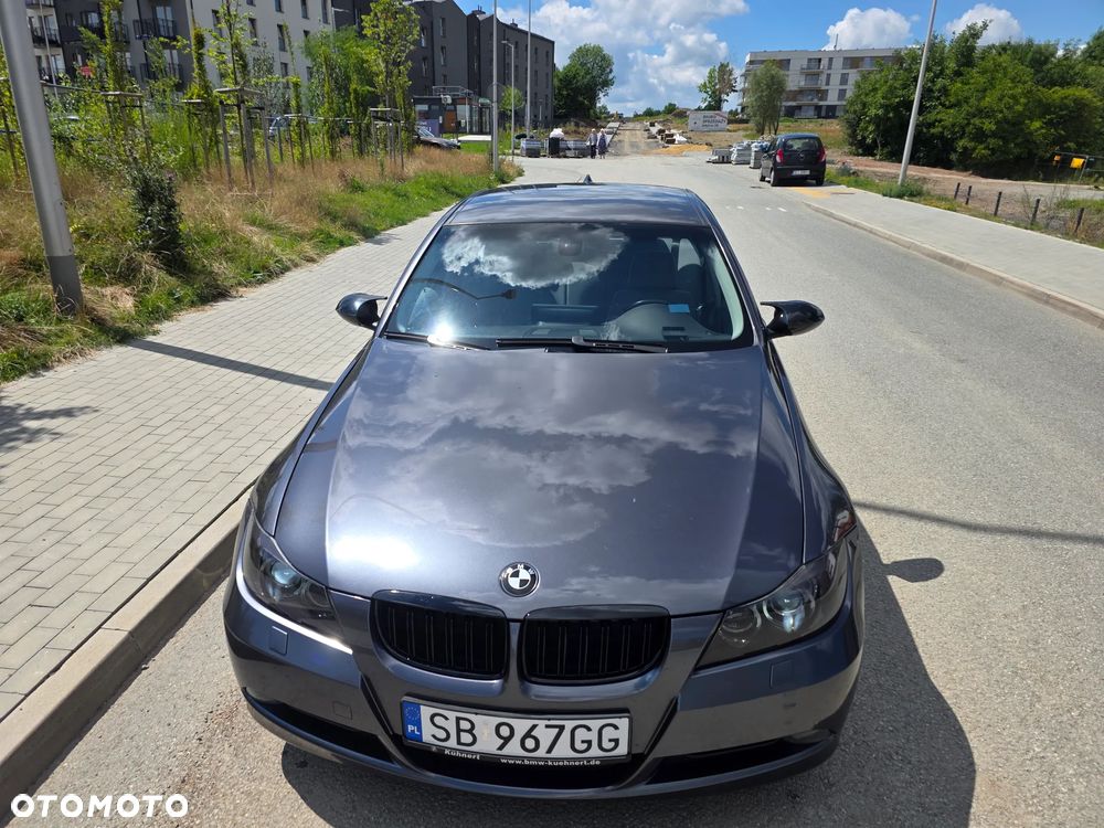 BMW Seria 3 318i - 10