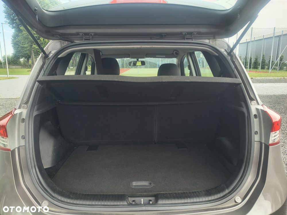 Hyundai ix20 1.4 CRDi Classic + - 10