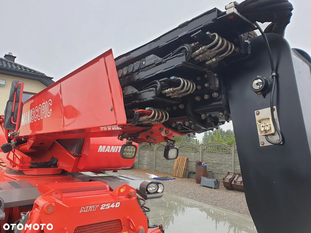 Manitou MRT ROTO 2540 Privilege KOSZ/WIDŁY/PILOT SPROWADZONA SUPER STAN - 19