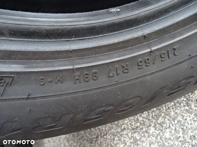 215/65/R17 99H PIRELLI WINTER SCORPION TM - 11