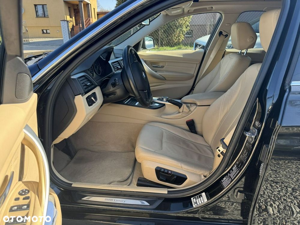 BMW Seria 3 330d Luxury Line sport - 11