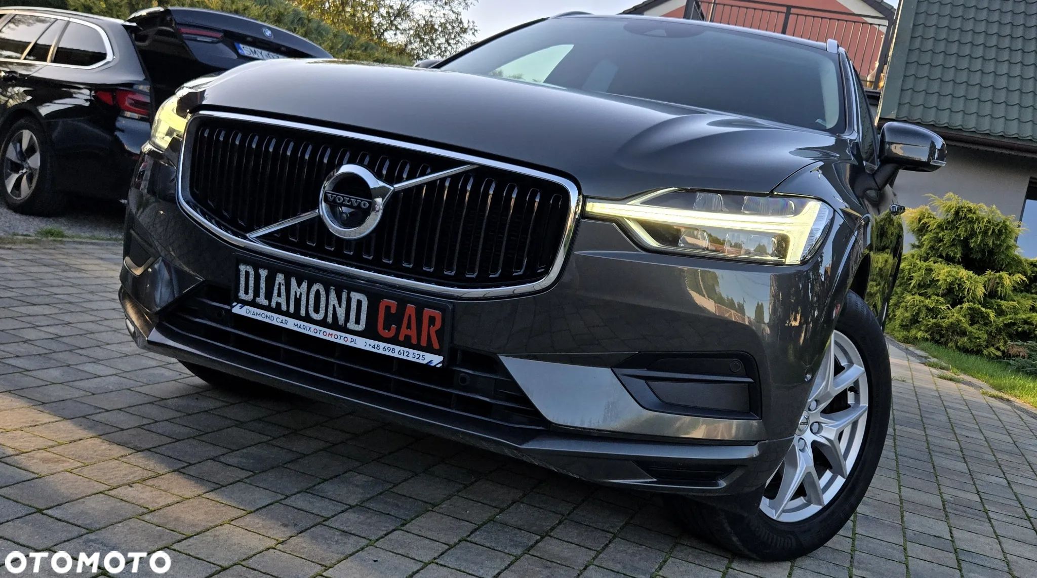 Volvo XC 60 D4 Momentum Pro - 1