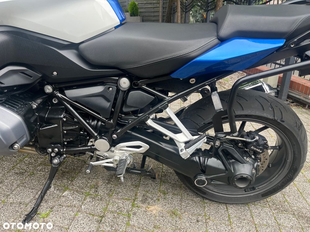 BMW RS - 22