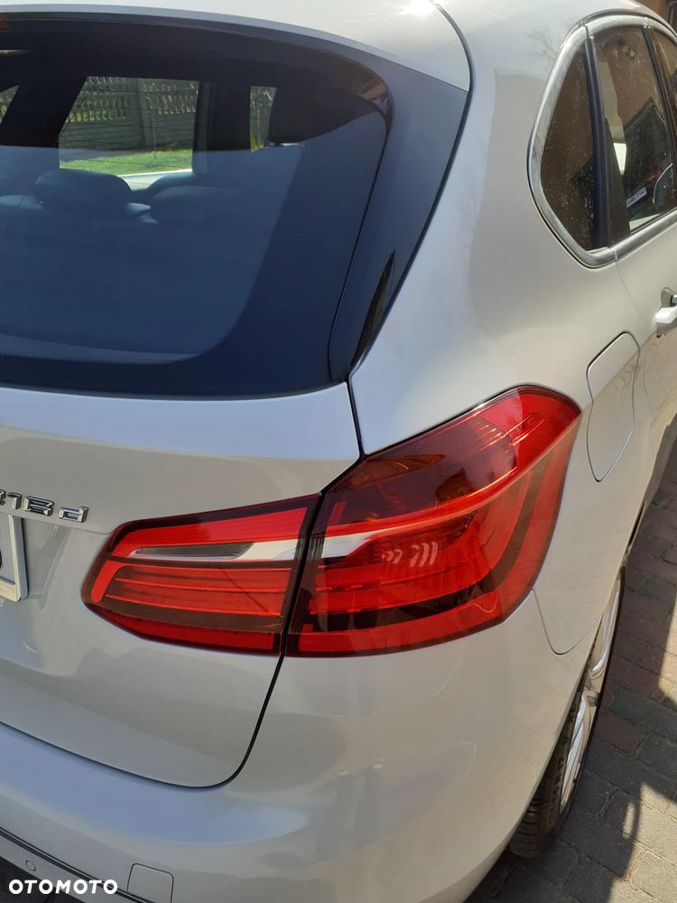 BMW Seria 2 216d Luxury Line - 2