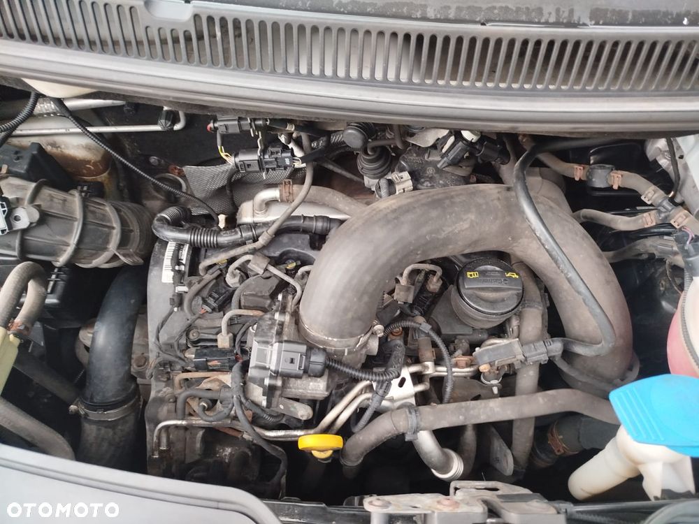 Volkswagen T5 - 21
