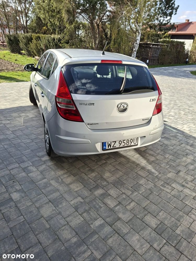 Hyundai i30 1.6 CRDi Blue Comfort - 4