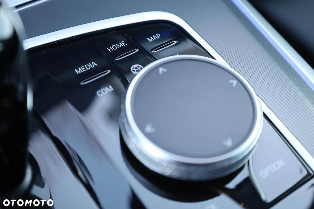 BMW X5 xDrive30d - 26