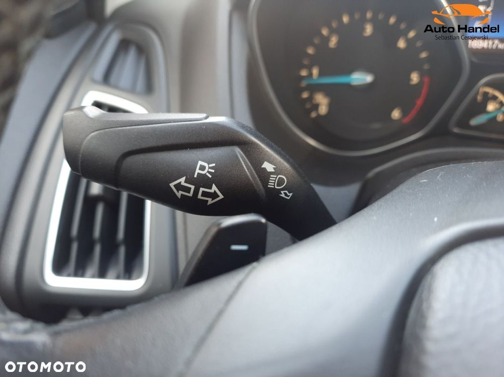 Ford Focus 2.0 TDCi ST-Line ASS PowerShift - 17