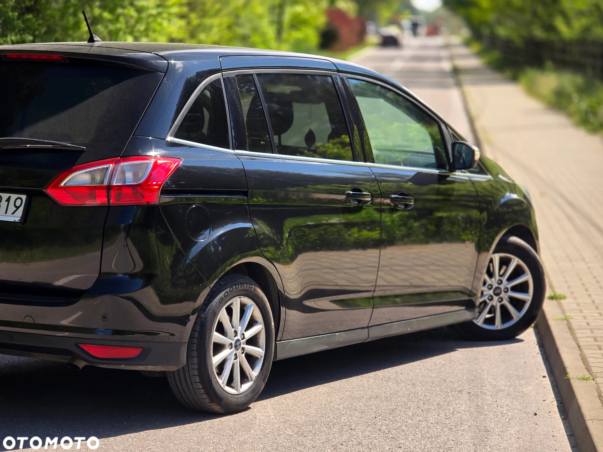 Ford Grand C-MAX 2.0 TDCi Start-Stopp-System Business Edition - 38