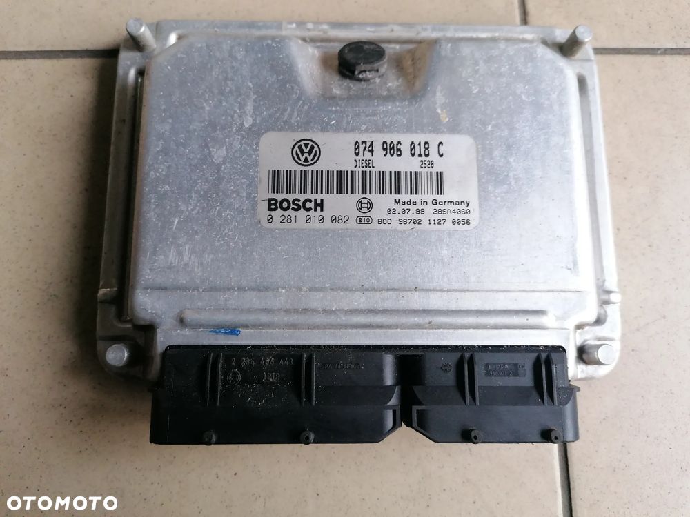 KOMPUTER STEROWNIK VW 2.5 TDI  102 KM0281010082 074906018C - 4