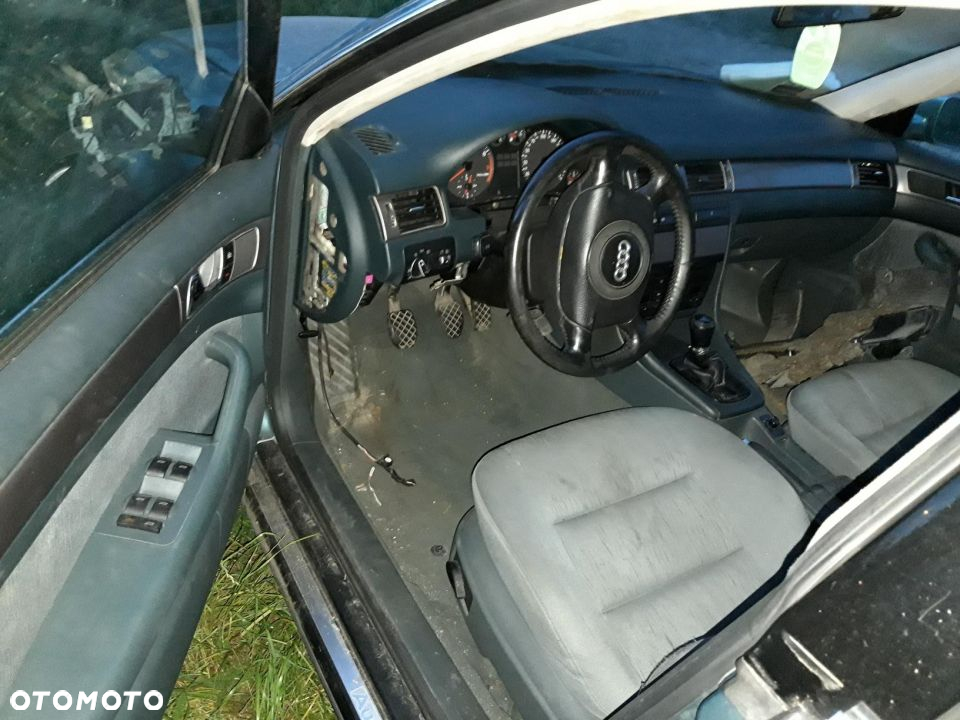 Części Audi A6 C5 sedan 97r. 2.4 121kW  Zielony - 7