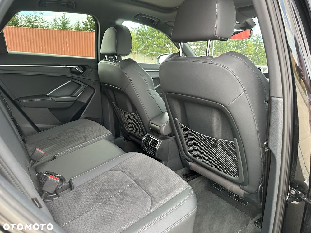 Audi Q3 40 TDI Quattro S Line S tronic - 14