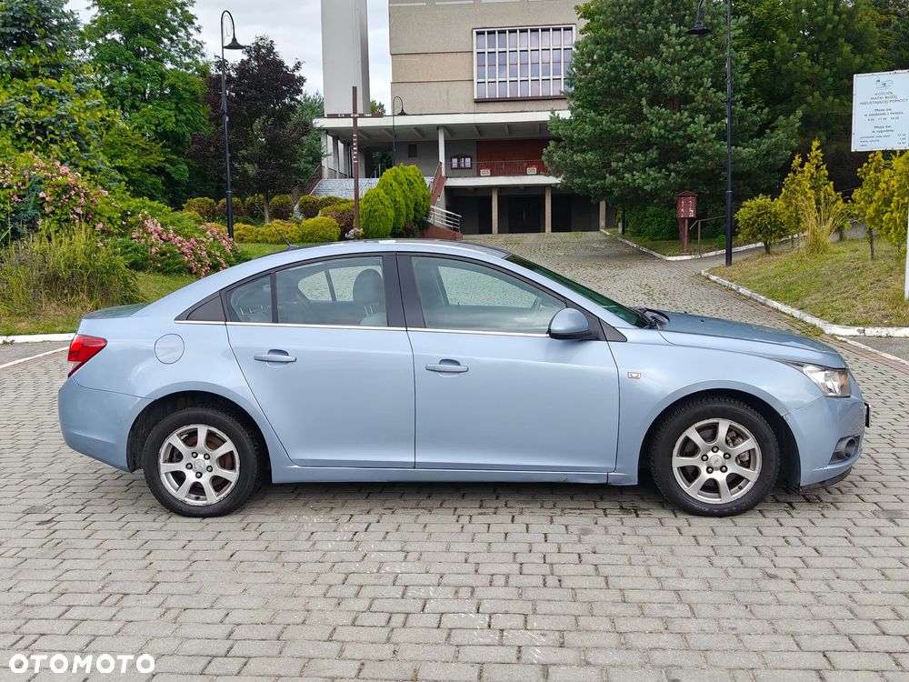 Chevrolet Cruze 2.0 LS - 5