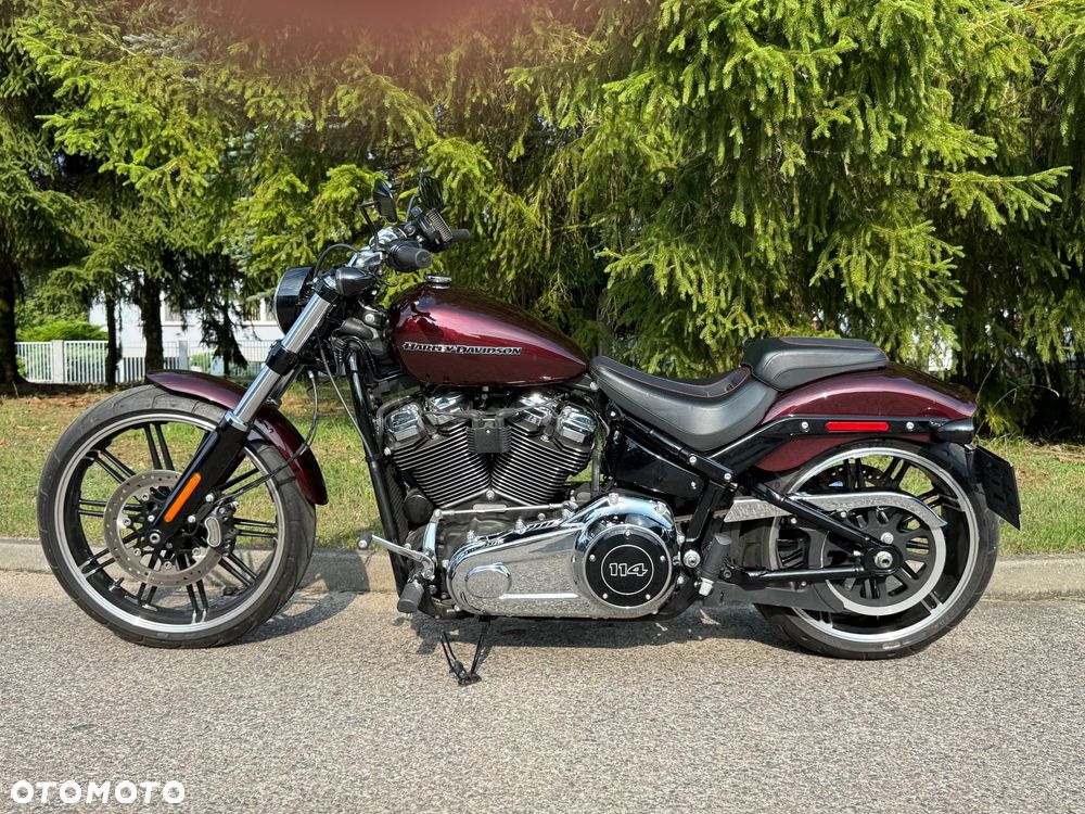 Harley-Davidson Softail Breakout - 15
