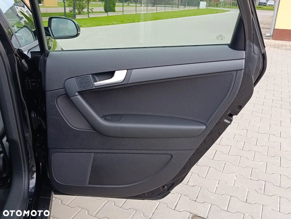 Audi A3 Sportback 1.6 TDI S tronic Attraction - 33