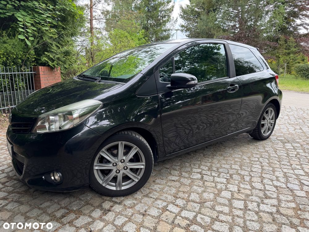 Toyota Yaris 1.4 D-4D Premium - 11