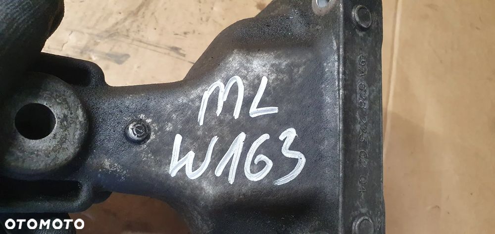 Łapa silnika mocowanie Mercedes ML W163 4.0 CDI A6282230204 - 8