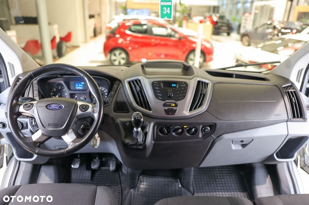Ford Transit - 6